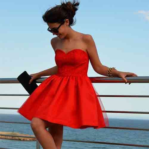 GIRLS WEARING RED COLOR DRESSES CHANGES THE MOOD OF BOYS