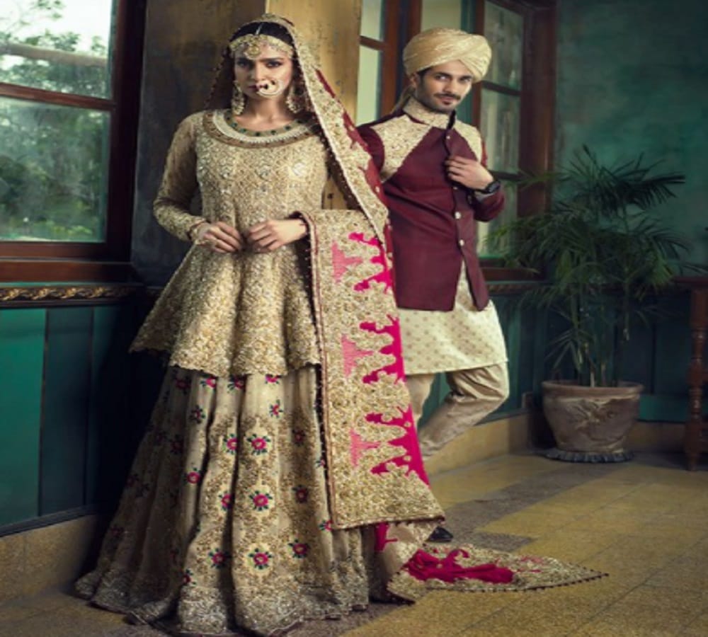 Pakistani Actress Saba Qamar photo shoot for Vogue India magzine 