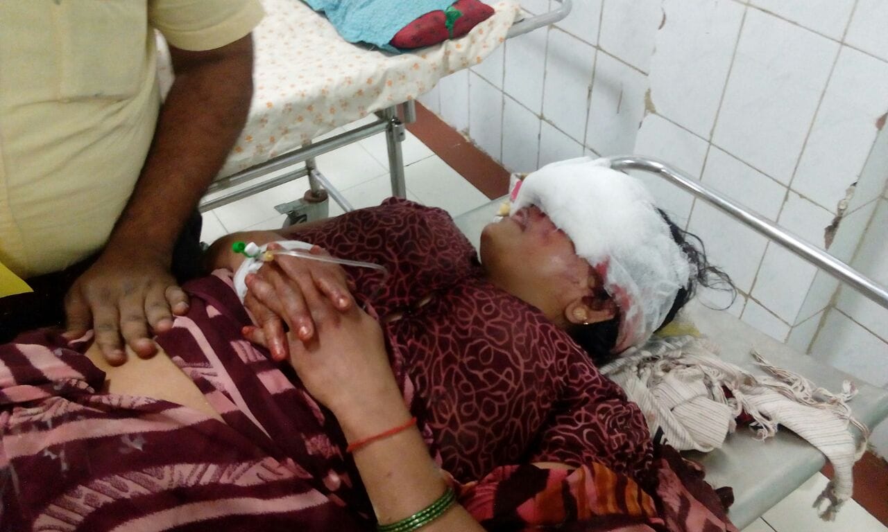 Son has attack on mothers eye in varanasi