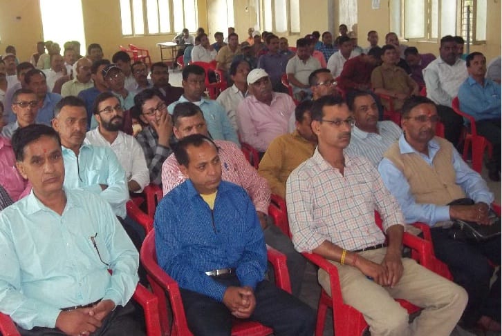Himanshu remains the first at the Block Level Science Seminar