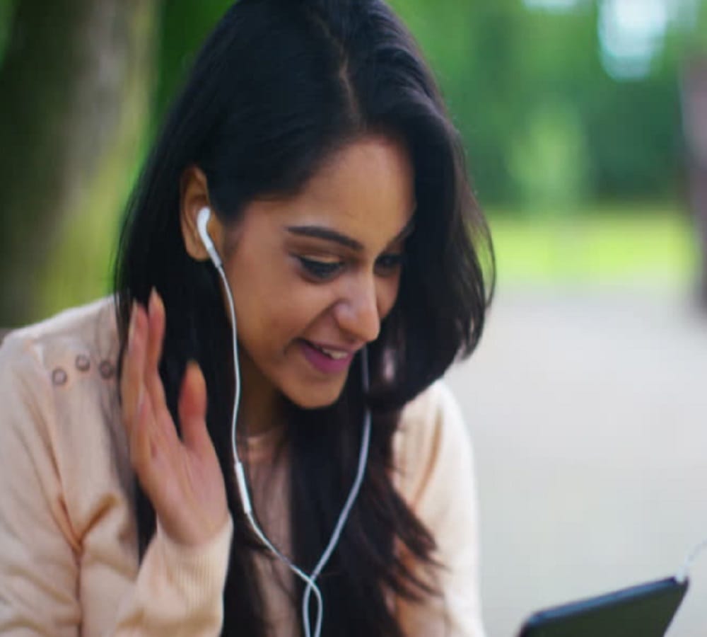 Dont share your earphone with anybody otherwise you will be trapped by serious diseases