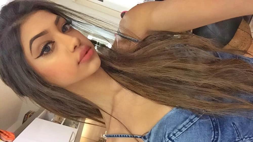 chunkey pandey neice alanna panday shares hot photos on instagram goes viral