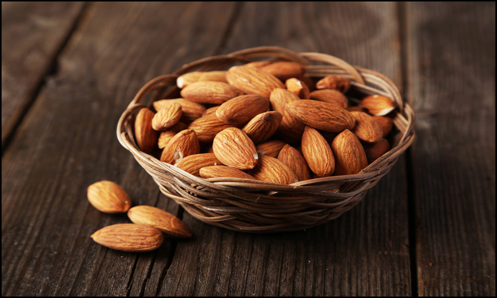 this is the perfect way to eat almonds