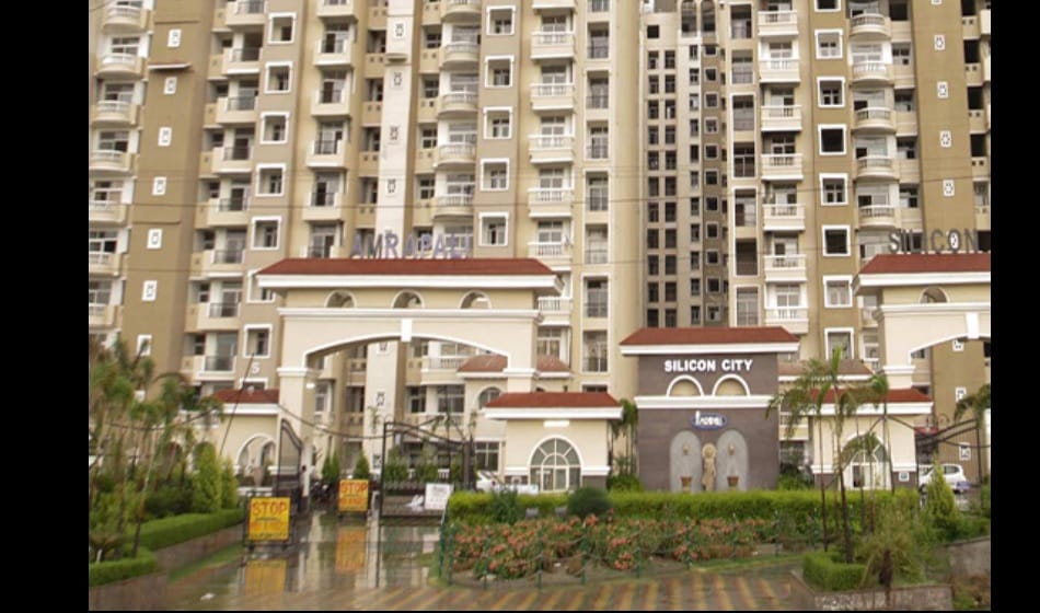 amrapali, jaypee to give possession of flats in two years time