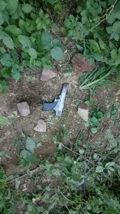main accused of sepoy murder in agra arrested in encounter