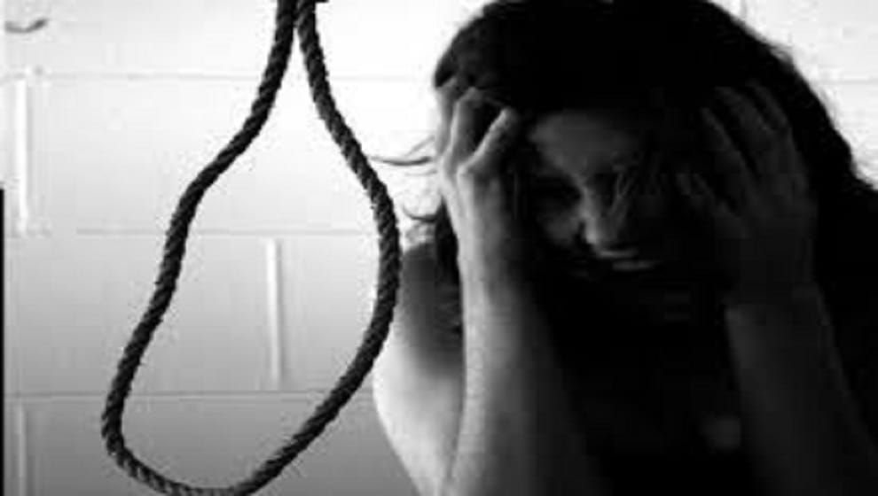 rape victim commit suicide in absence of police