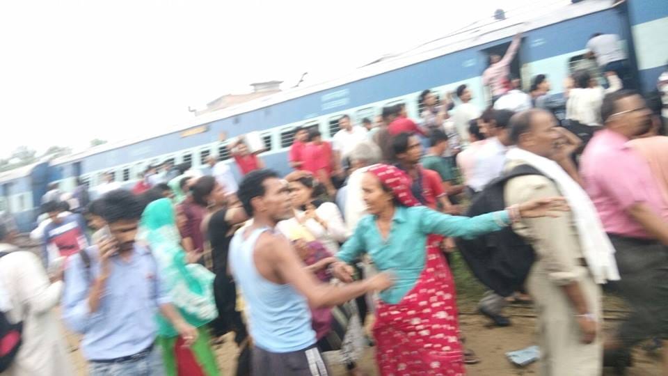 Puri Haridwar Kalinga Utkal Express derails in Uttar Pradesh