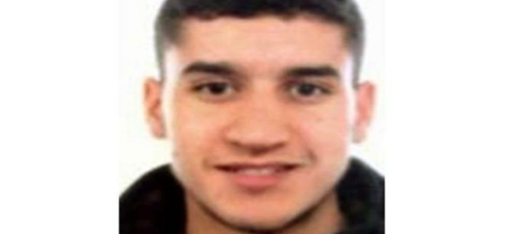 Spanish police release picture of suspect in Barcelona attack