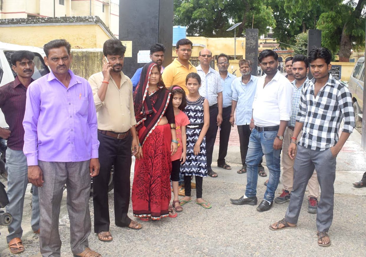 Businessmen slams police for not catching thiefs