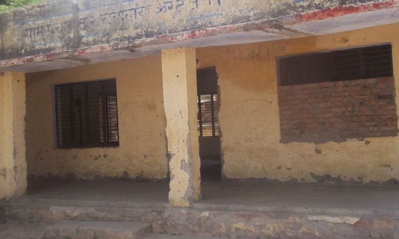 576 में से 251 ग्राम पंचायतों में नहीं हैं भवन