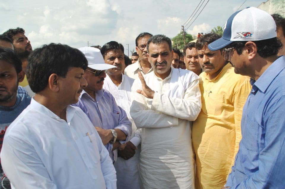 MP Sanjeev Bialian statement on BJP says people choiceis not Maya but Modi in muzaffarnagar