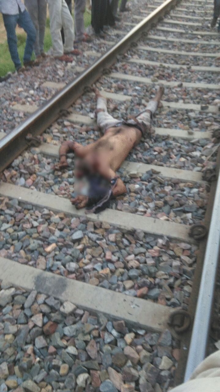 two couples who ran away from their home found dead on railway track 