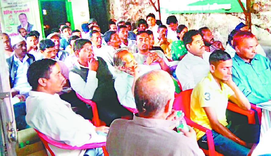 The Central Government is dying in public eyes
