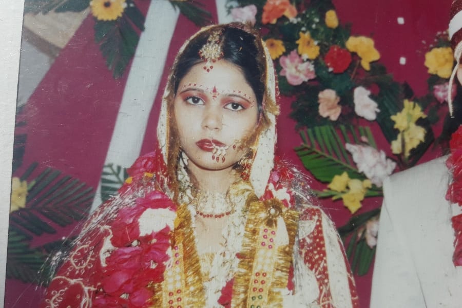 wife takes poison after a quarrel with husband in virat nagar in Lucknow.