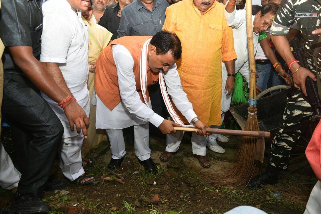 UP Deputy CM Keshav says Rahul Akhilesh and Maya are victims of depression 