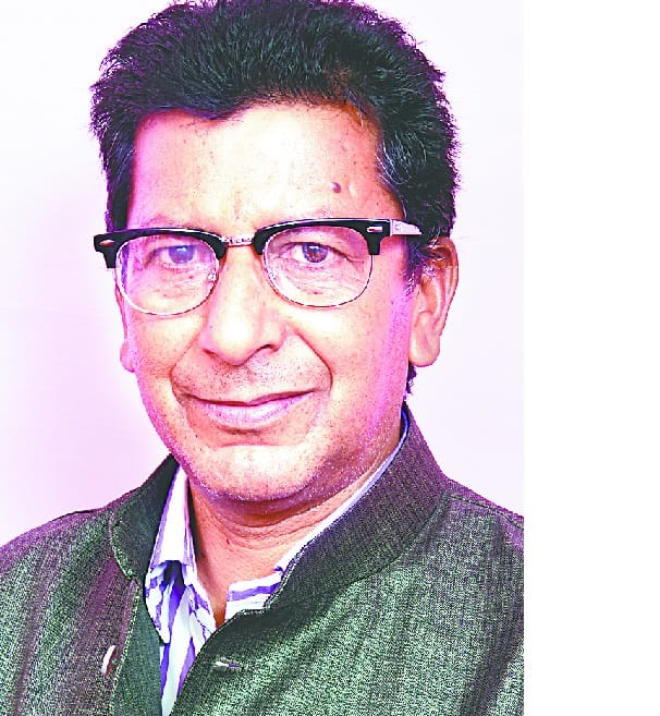 Translators' job in the secretariat left for education
