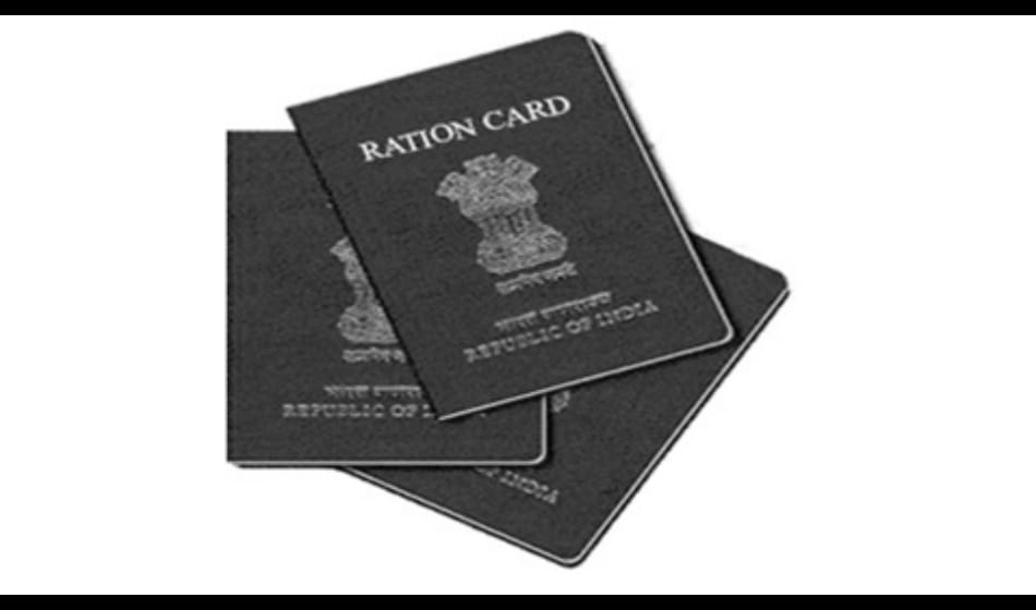 राशन की दुकान में गड़बड़ी पर पहुंची टीम