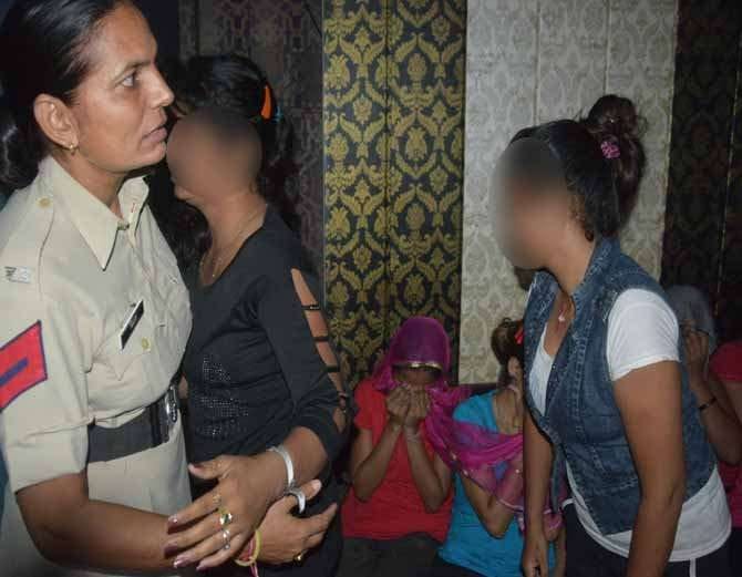 massage parlour sex racket busted, sex workers, prostitution
