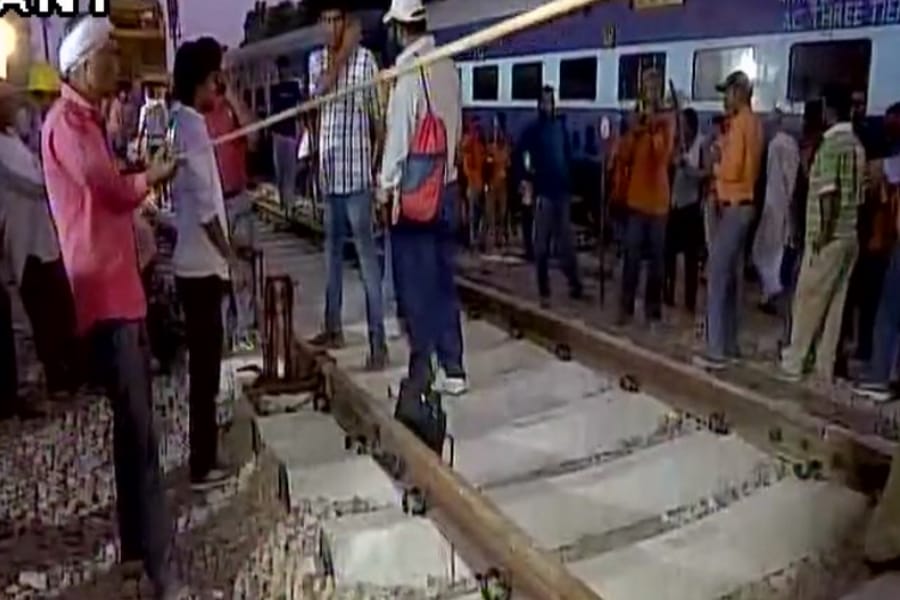 UP ATS says there is no evidence of any terror outfit involved in muzaffarnagar tarin accident.