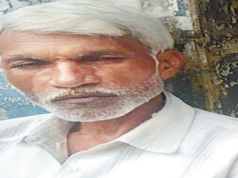 Medical store owner dies in bikery