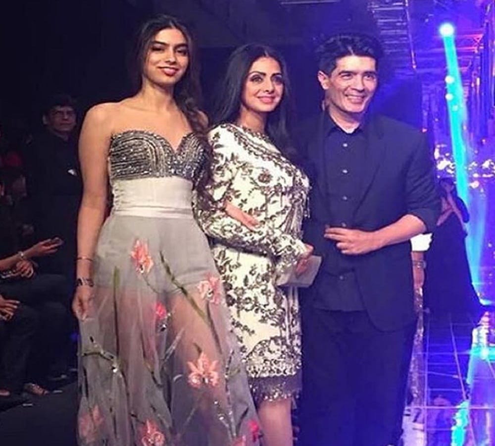 jacqueline fernandez and aditya roy Kapur walked at Lakme fashion week for Manish Malhotra 