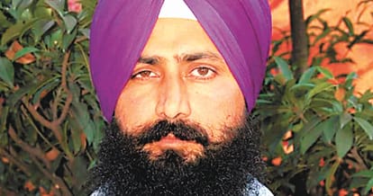 gangster rupinder gandhi brother shot dead, murder captured in cctv