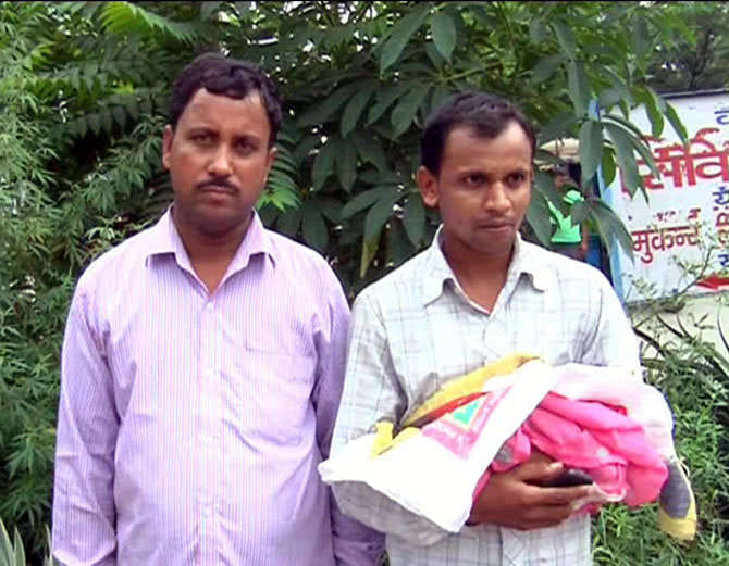 yamunanagar girl child found alive during funeral, died after five hours