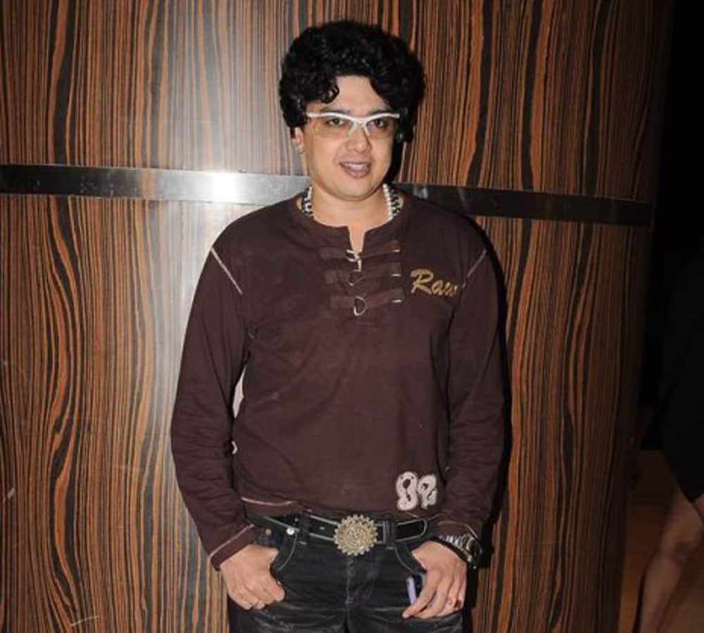 Actor Harish Kumar and Karisma Kapoor's co-star was a superstar of 90s, now lost