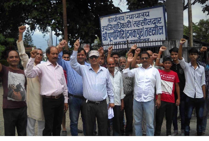 Parents' performance on the downfall of Engineering College