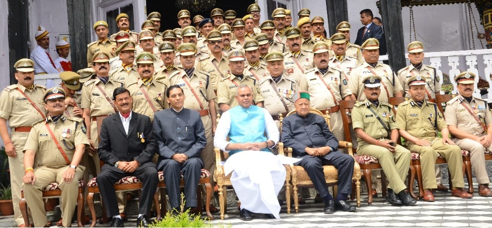 governor acharya dev vrat honoured 63 officers and employees