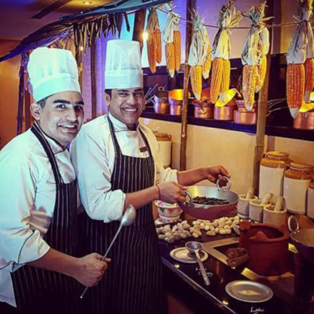 four boys of uttarakhand made fantastic food in banglore food festival