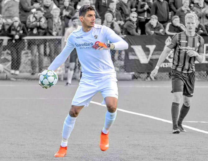 indian footballer gurpreet sandhu selected for indian super league season 4 by bangluru fc