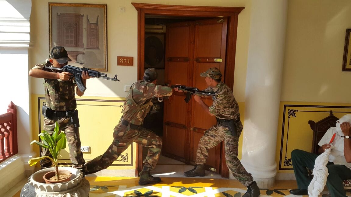 Encouraged by making tourist hostage in five star hotels, commandos handled the Front in jaipur