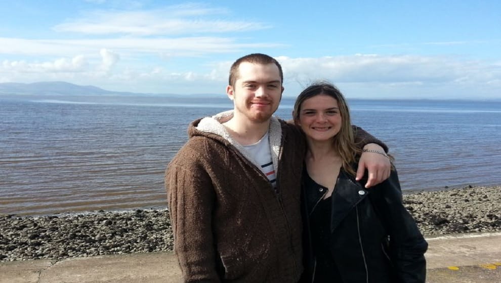 A man murdered his girlfriend in United Kingdom