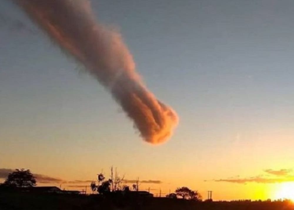 Watch Orange Cloud Spotted In Brazil