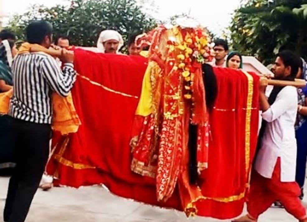 First there was the daughter of Doli then laced her mother's funeral