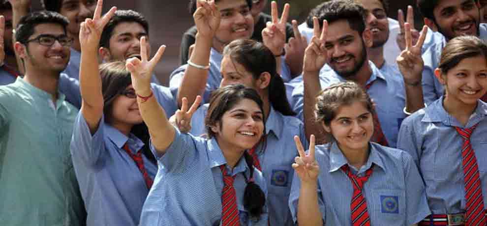 Swasth Bachche Swasth Bharat PROGRAMME STARTS HRD Minister Prakash Javadekar Launches THE CARD