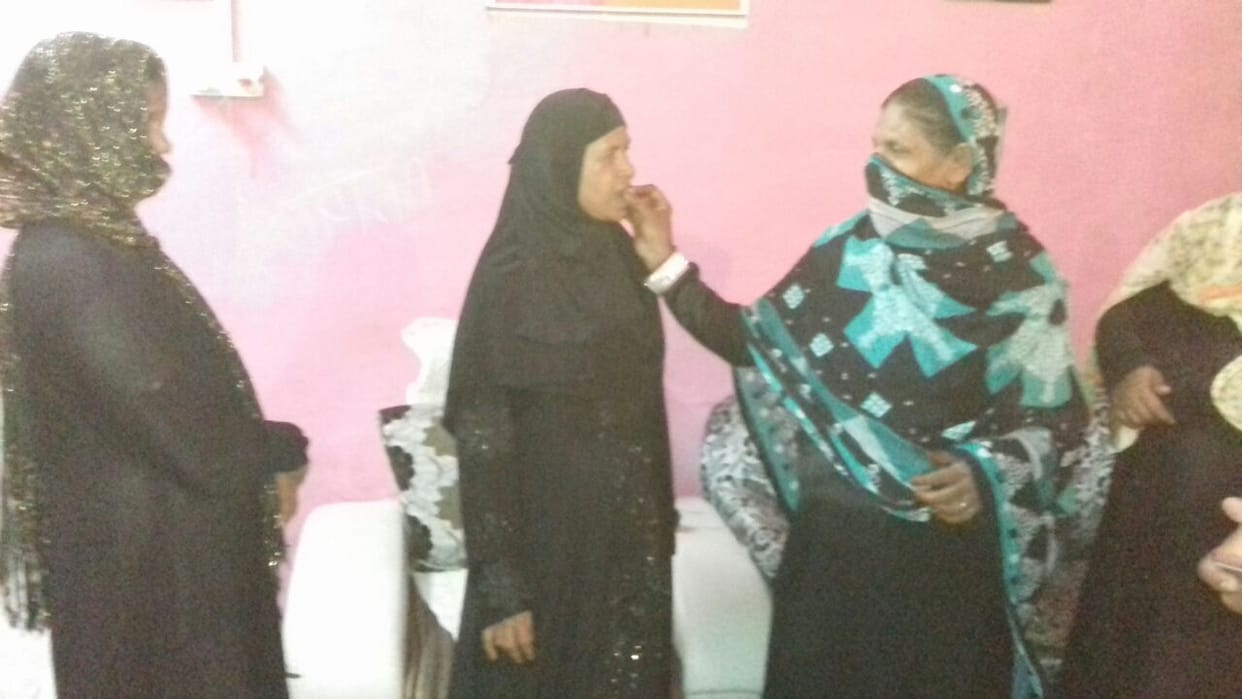 muslim woman in agra cheered after verdict of supreme court