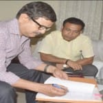 डीएम समीर वर्मा और कमिश्नर प्रभाक कुमार