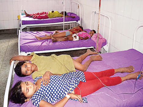 Mother and eight daughters ill with food poisoning