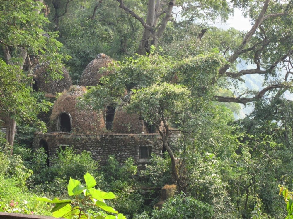 history of historical mehrishi yogi chaurasi kutiya in rishikesh