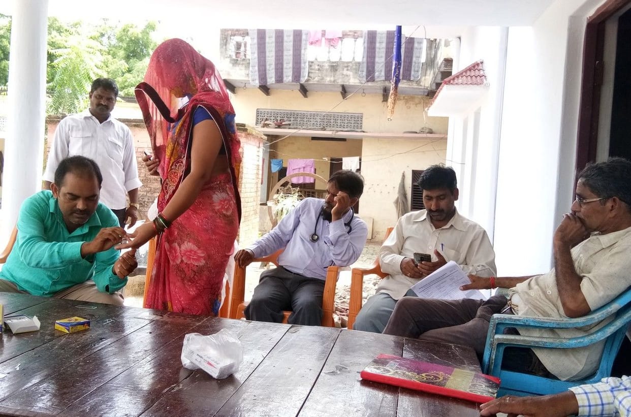 55 रोगियों का जांचा स्वास्थ्य