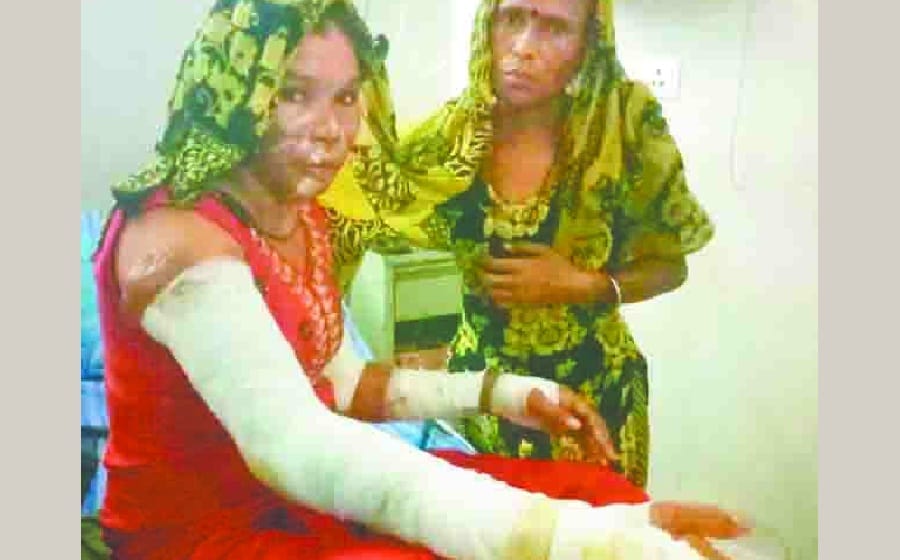  7 injured in hightension line spark in faridabad