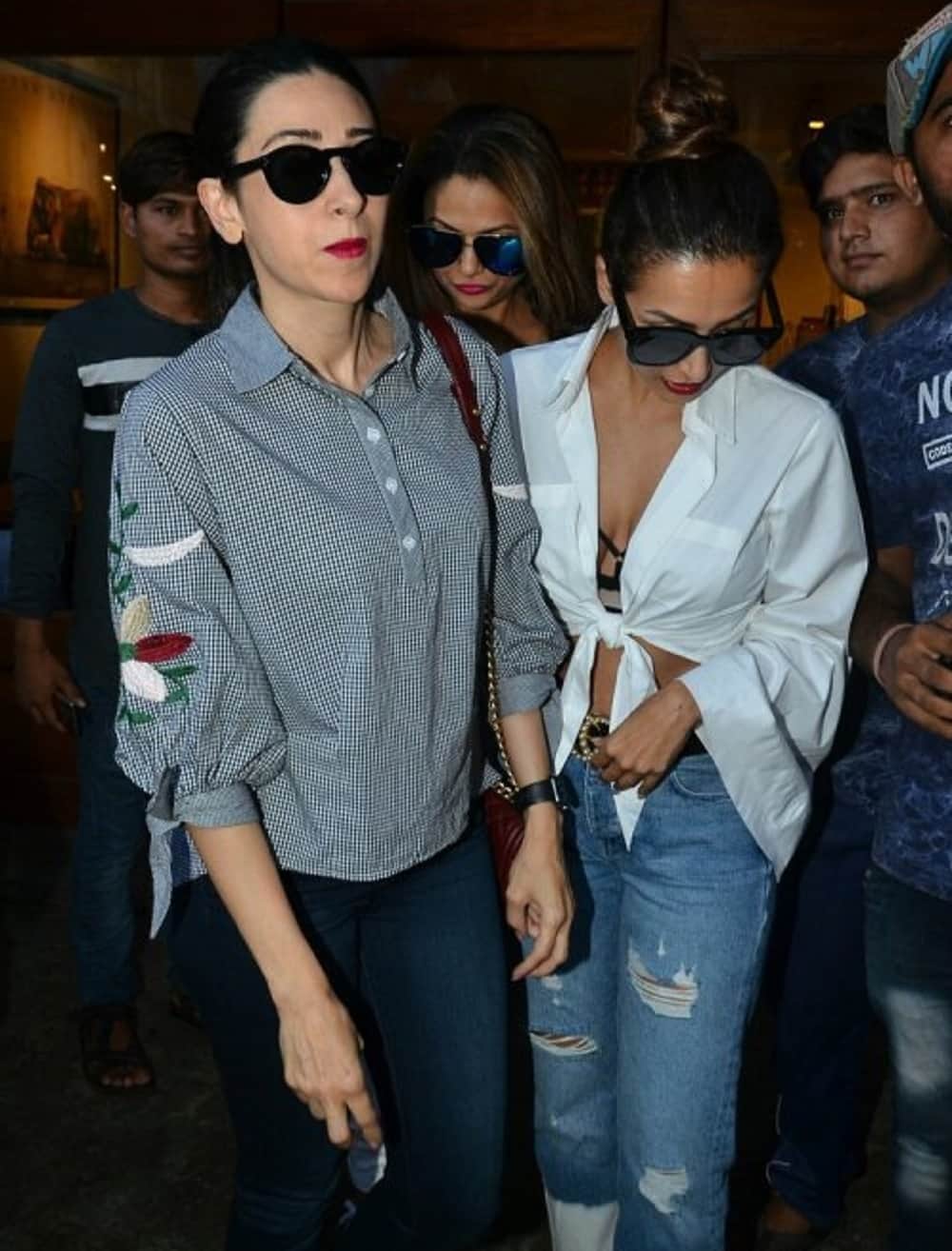 Sexy Malaika Arora goes on a LUNCH DATE with Karisma Kapoor and Amruta Arora