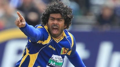  shikhar dhawan thinks that sri lankan pacer malinga is now going to be old