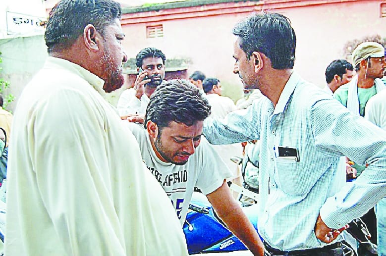 Former head shot dead
