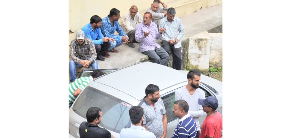 Himachal Solan Pregnant Woman die Kin create ruckus in hospital
