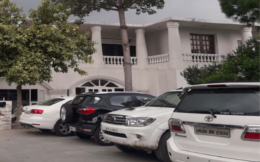  Police busts casino-cum-bar in south Delhi, nab 30 people