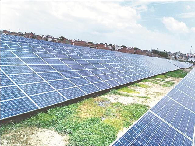  Solar panels will be set up at 500 government buildings in  Chandigarh