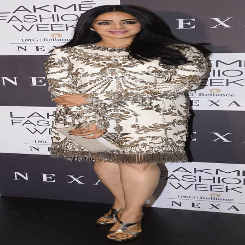 Lakme Fashion Week 2017 latest photos of sridevi and khushi kapoor at Manish Malhotra fashion  show